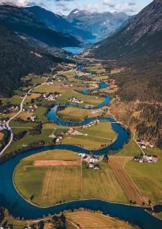 Stryn Apartment | Stryn 3 bedrooms 2 bathrooms River view