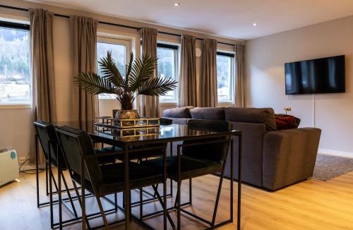 Stryn Apartment | Stryn Apartments - City Center - Modern Suites