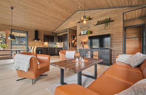 Stryn House | Stryn Mountain Lodge