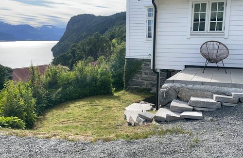 Stryn House | Stryn Panorama