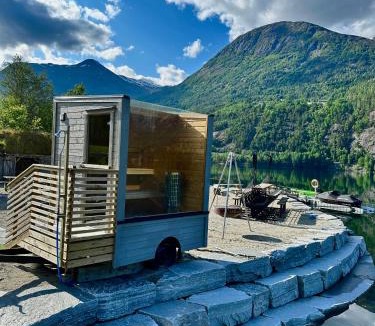 Mindresunde Ski Chalet | Strynsvatn Camping & Vacation Homes
