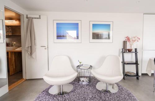 Glommen House | Stuga Glommen 2 bed cottage by the sea