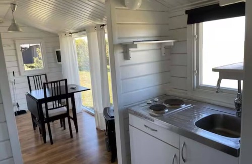Morbylanga Cabin | Stuga med Panoramautsikt