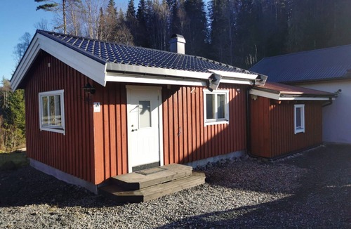 Skillingsfors House | Stuga Mörtbäcken - Your time out in the wilderness near Norway