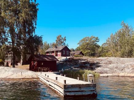 Moja House | Stuga på Möja-en skärgårdspärla i Kyrkviken