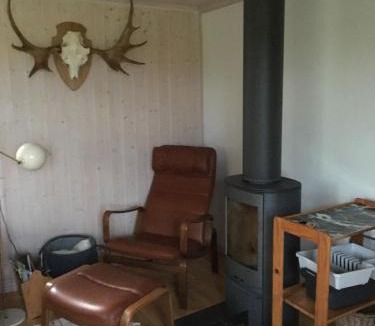 Stromstad O Apartment | Stuga vid viltåker nära norska gränsen