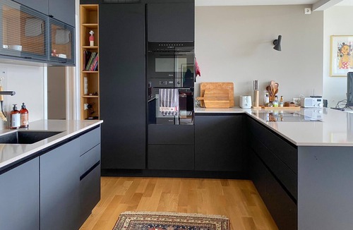 Alesund House | Stunning home in ålesund with house sea view