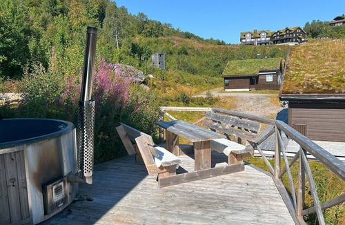 Ljosland House | Stunning home in åseral with WiFi