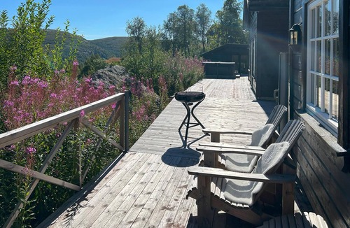 Ljosland House | Stunning home in åseral with WiFi