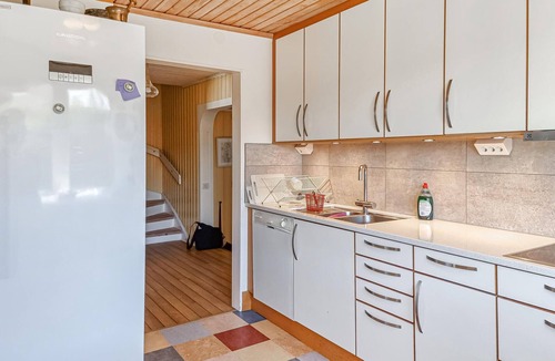 Kullavik House | Stunning home in Billdal with WiFi
