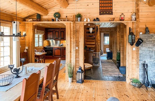 Bjorli House | Stunning Home In Bjorli With House A Panoramic View