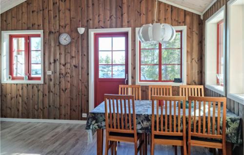 Øvre Ramse House | Stunning Home In Dølemo With Wifi