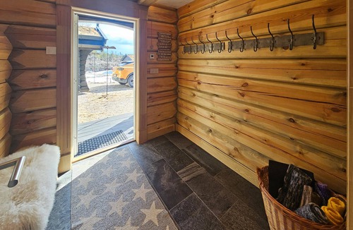 Tørdal House | Stunning home in Drangedal with WiFi