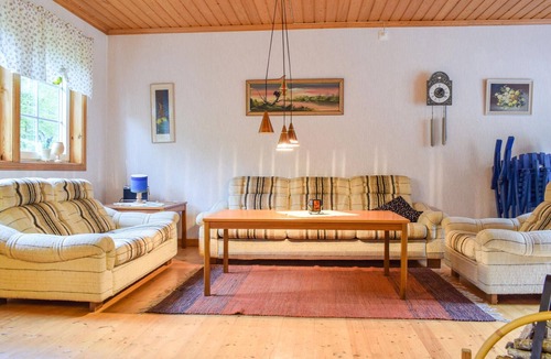 Eksjo Municipality House | Stunning home in Eksjö with kitchen