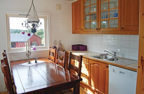 Farsund House | Stunning home in Farsund with WiFi