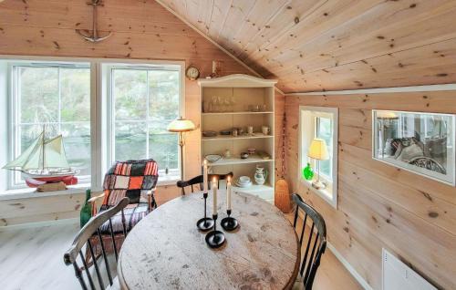 Bomlo House | Stunning Home In Finnås With Wifi