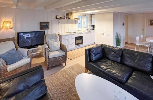 Flekkerøy House | Stunning home in Flekkerøy with WiFi