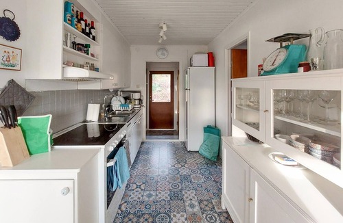 Ronninge House | Stunning home in Gashult with WiFi