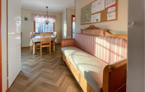Vathult House | Stunning Home In Gislaved With Sauna