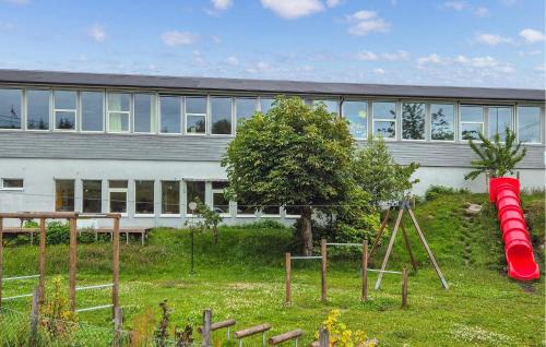 Austevoll House | Stunning Home In Kolbeinsvik With Wifi