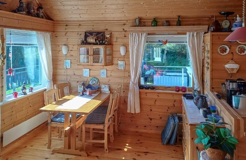 Fjaler House | Stunning Home In Korssund With Wifi