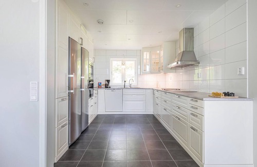 Stavsjo House | Stunning home in Lidhult with WiFi