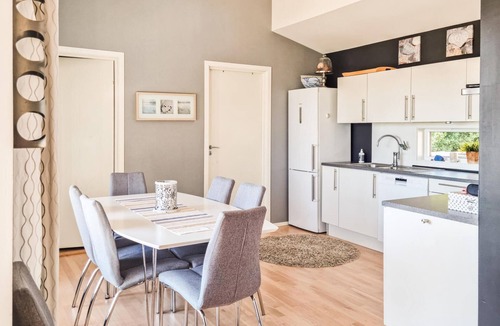 Lyngdal House | Stunning home in Lyngdal