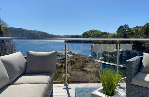 Lyngdal House | Stunning home in Lyngdal with WiFi
