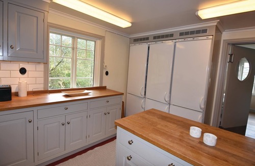 Annolfsbyn House | Stunning home in Mellerud with WiFi