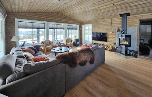 Fla Municipality House | Stunning Home In Eggedal With Wifi