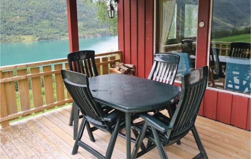 Jostedal House | Stunning Home In Olden With Kitchen