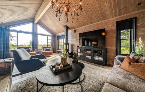 Sjusjoen House | Stunning Home In Sjusjøen With Sauna