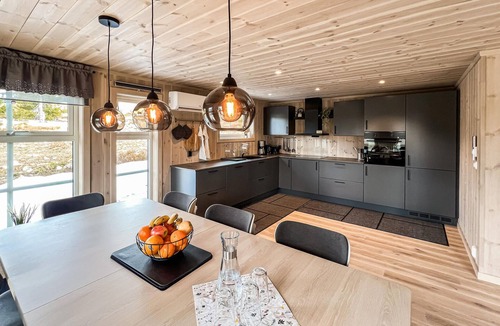 Sjusjoen House | Stunning home in Sjusjøen with sauna