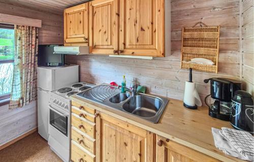 Tjørhom House | Stunning Home In Tjørhom With Sauna