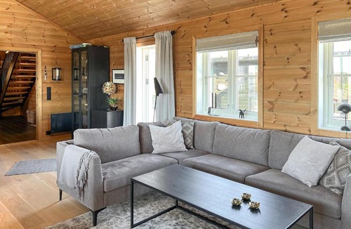 Fidjeland House | Stunning Home In Tjørhom With Sauna