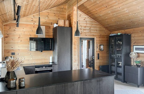 Fidjeland House | Stunning home in Tjørhom with sauna