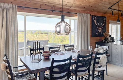 Fidjeland House | Stunning home in Tjørhom with sauna