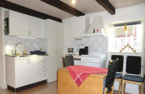 Bollerup House | Stunning Home In Tomelilla With Wifi