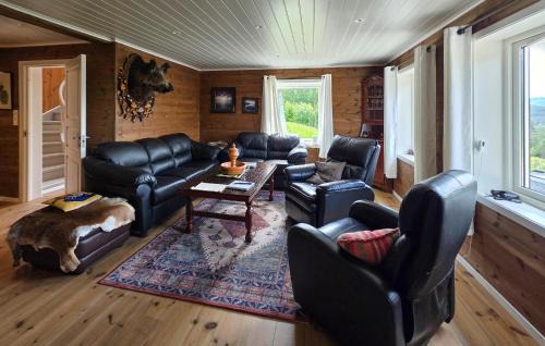 Nissedal House | Stunning Home In Treungen