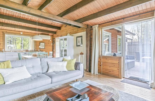 Vastra Torup House | Stunning home in Västra Torup with WiFi