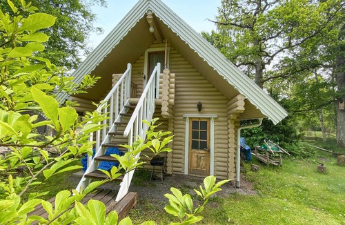 Vastervik House | Stunning home in Västervik with sauna