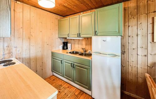 Nord-Fron House | Stunning Home In Vinstra With Sauna