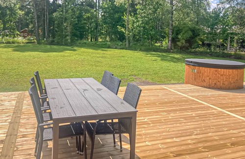 Vittsjo House | Stunning home in Vittsjö with sauna