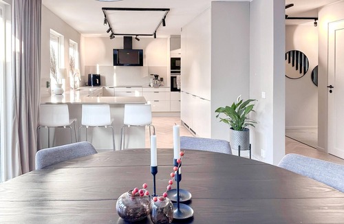 Solbacken-Halsobacken House | Stunning home in Ystad