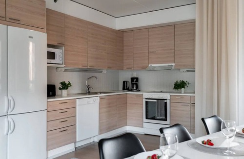 Kallio Apartment | Stunning Scandinavian apartment for 10 people!