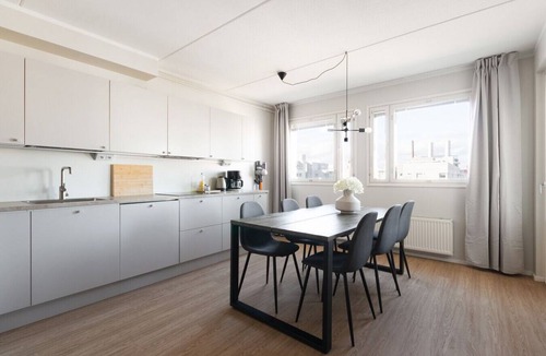 Etelainen District Apartment | Stylish 2-bedroom family apartment w/sauna, parking