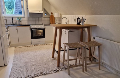 Skanor Apartment | Stylish and Inviting Beach Getaway in Falsterbo
