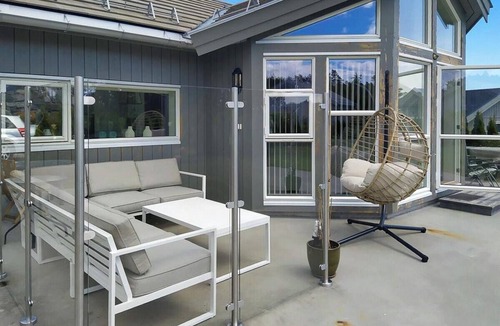 Arendal House | Stylish cabin experience in beautiful surroundings