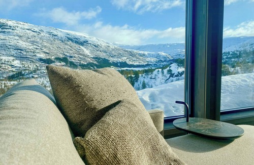 Odda House | Stylish cabin in scenic surroundings