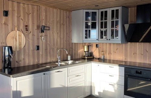 Sor-Aurdal House | Stylish cabin with lovely view at Stavadalen
